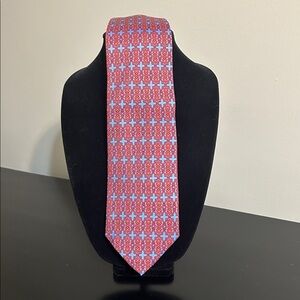 Peter Blair 100% Silk Red and Blue Chain Link Pattern Men's Tie
